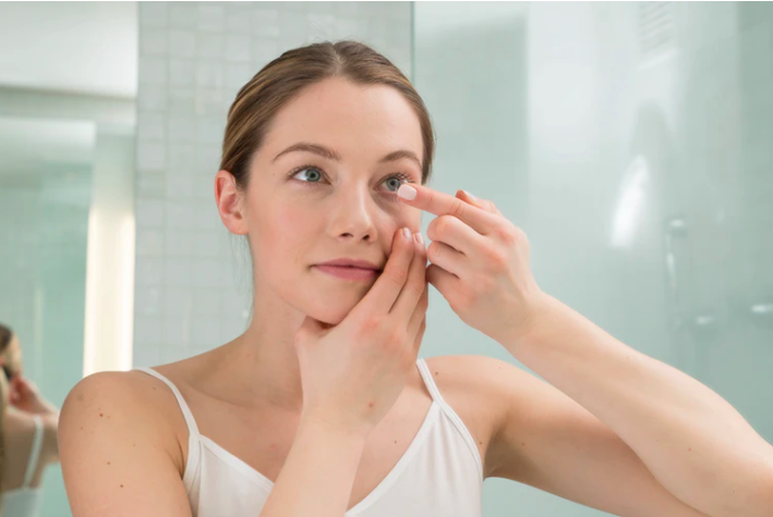 What to Know Before Using Costume Contact Lenses